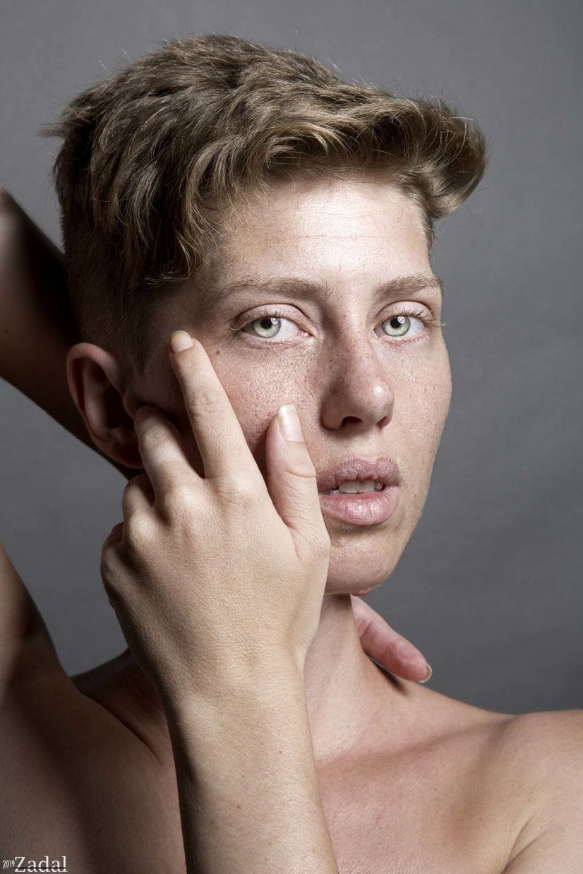 Elze-9037 web